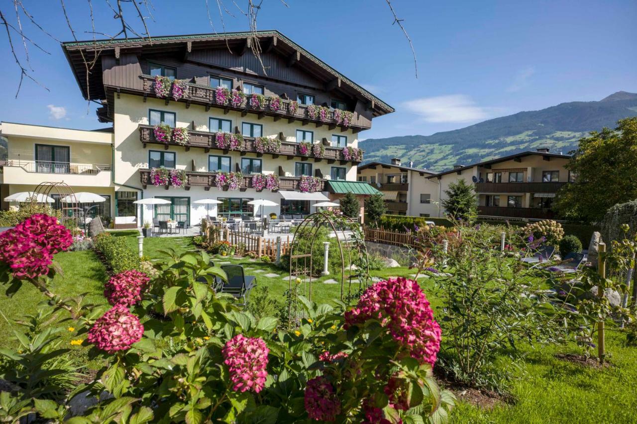 Hotel Landhaus Zillertal Фюген Екстер'єр фото
